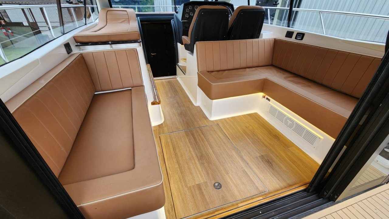 TRITON YACHTS - TRITON 41 HT